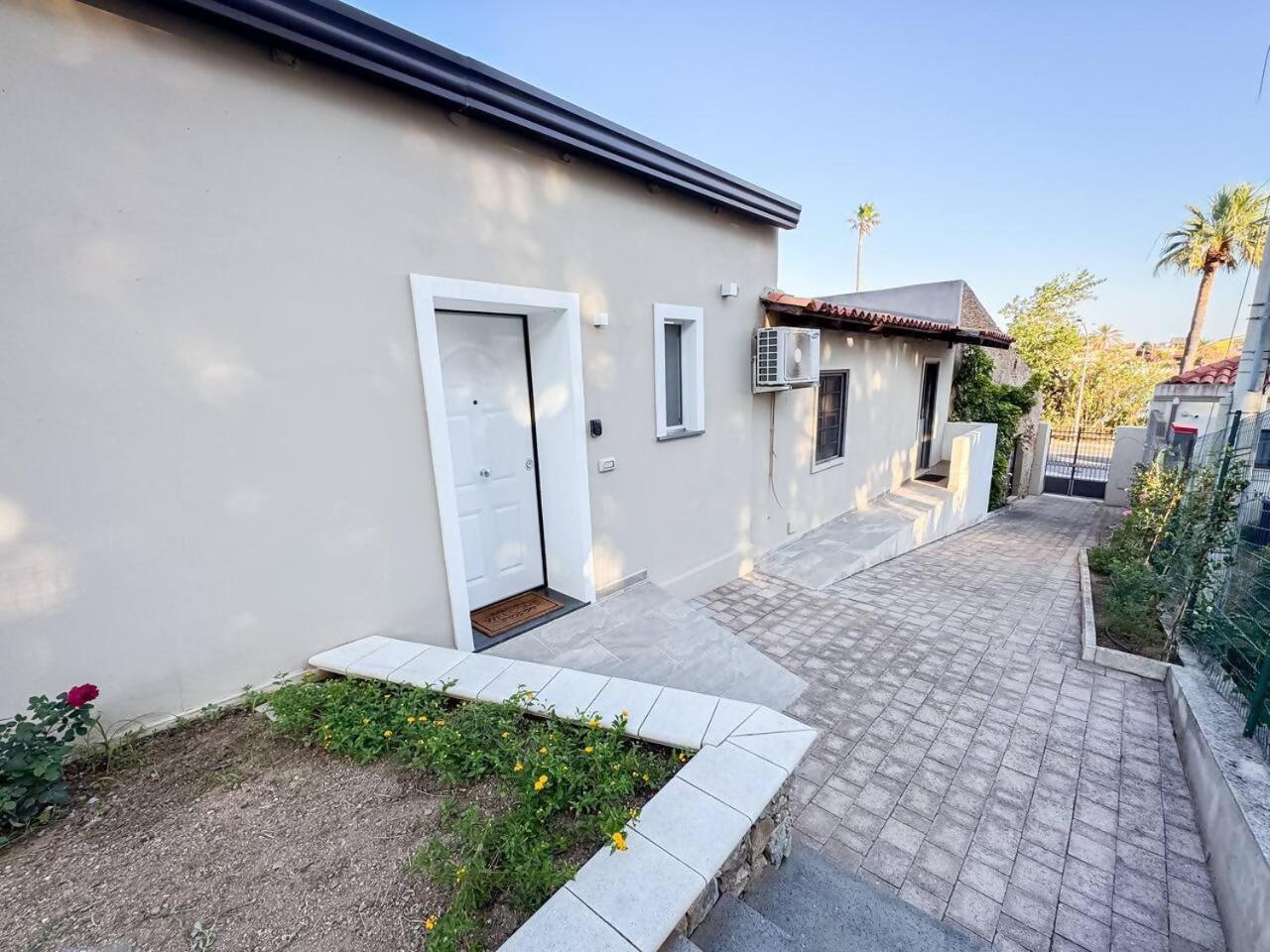 Giandra Rooms And Garden Messina Exterior photo